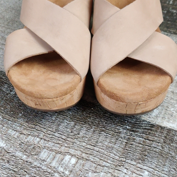 Clarks Shoes | Clarks Artisan Nude Leather Wedges | Poshmark